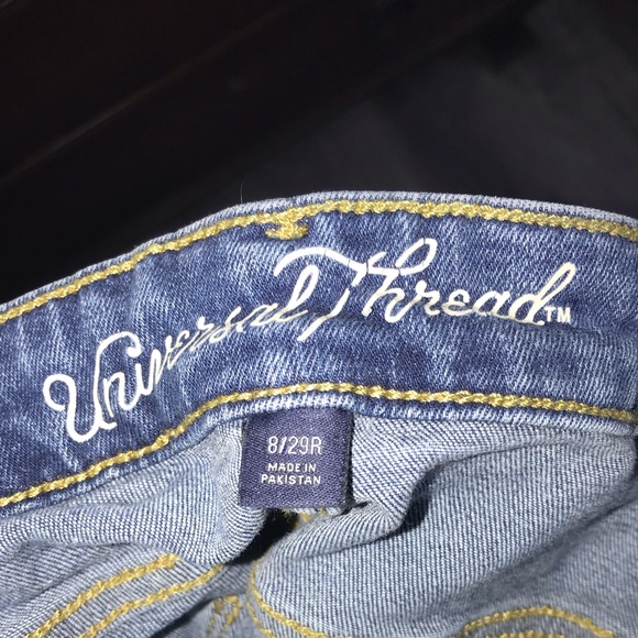 Universal Thread Ripped Jeans - Picture 2 of 3